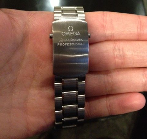 montre omega speedmaster professional moonwatch apollo15 cresus montres de luxe d'occasion