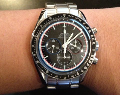 montre omega speedmaster professional moonwatch apollo15 cresus montres de luxe d'occasion