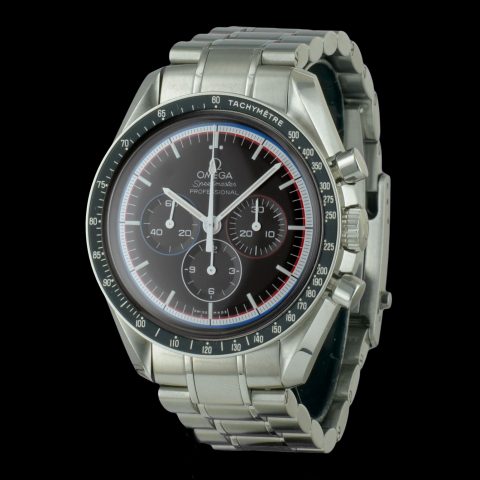 zoom_1-montre-omega-speedmaster-apollo-15-26246
