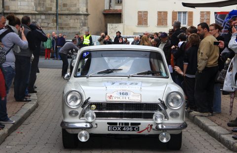 ford cortina tour auto 2012