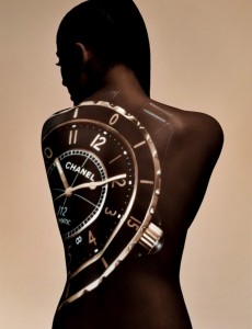 Numéro-China-highlights-luxury-watches-with-a-beauty-story-in-its-June-issue-starring-Alina-by-Charles-Guo.
