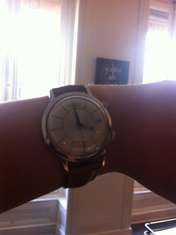 montre jaeger lecoultre memovox vintage cresus