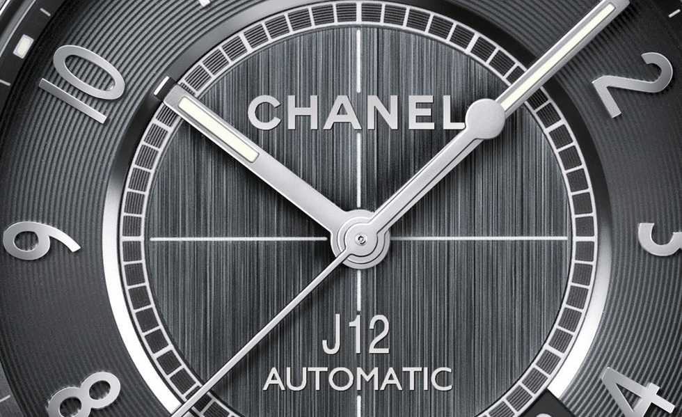 Superbe cadran de la montre Chanel J 12