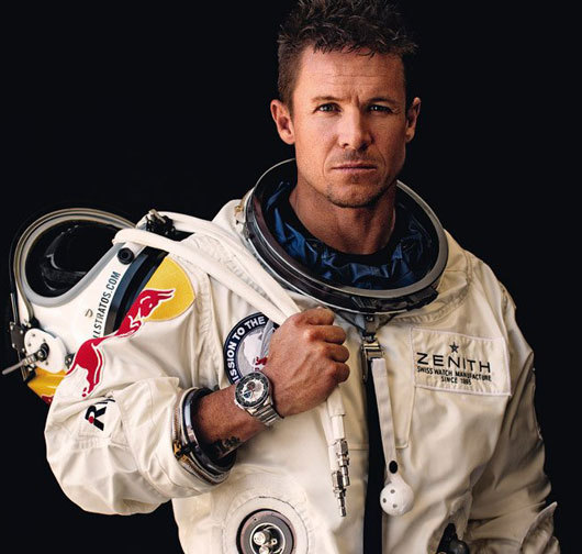 Felix Baumgartner porte une montre Zenith pour son saut jump copyright zenith