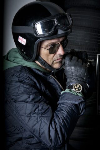 Look sport élégant casual montre breitling navitimer cresus copyright les rhabilleurs