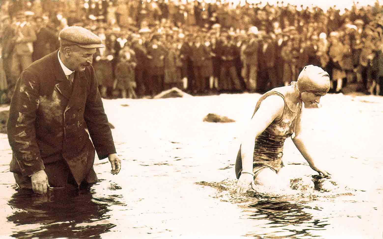 Mercedes Glaize traverse la manche à la nage 1929 première montre étanche rolex oyster