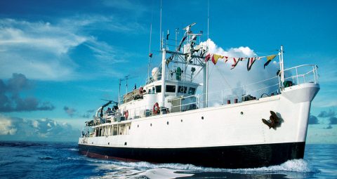 navire la calypso commandant cousteau