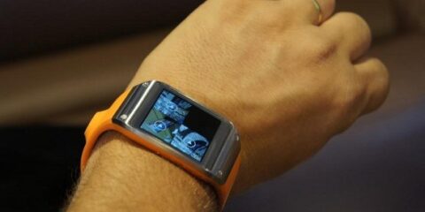 montre connectée Samsung-Galaxy-Gear