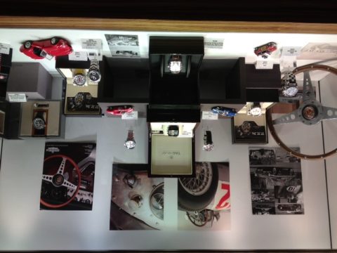 photo vitrine montre automobile boutique de lyon