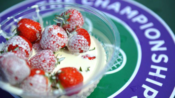 Fraises à la crème Wimbledon-copyright javier garcia-bpi-panoramic