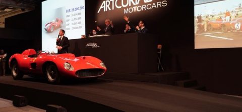 FERRARI-335S-SCAGLIETTI-PROVENANT-DE-LA-COLLECTION-BARDINON-AUCTION-ROOM-WORLD-RECORD-FOR-A-CAR-LR-C-ARTCURIAL rétromobile-2016