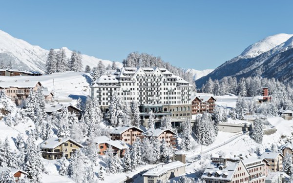 Ski-cresus-5-lieux-de-rêve-luxe-saint-moritz-copyrigth-alpinesuisse